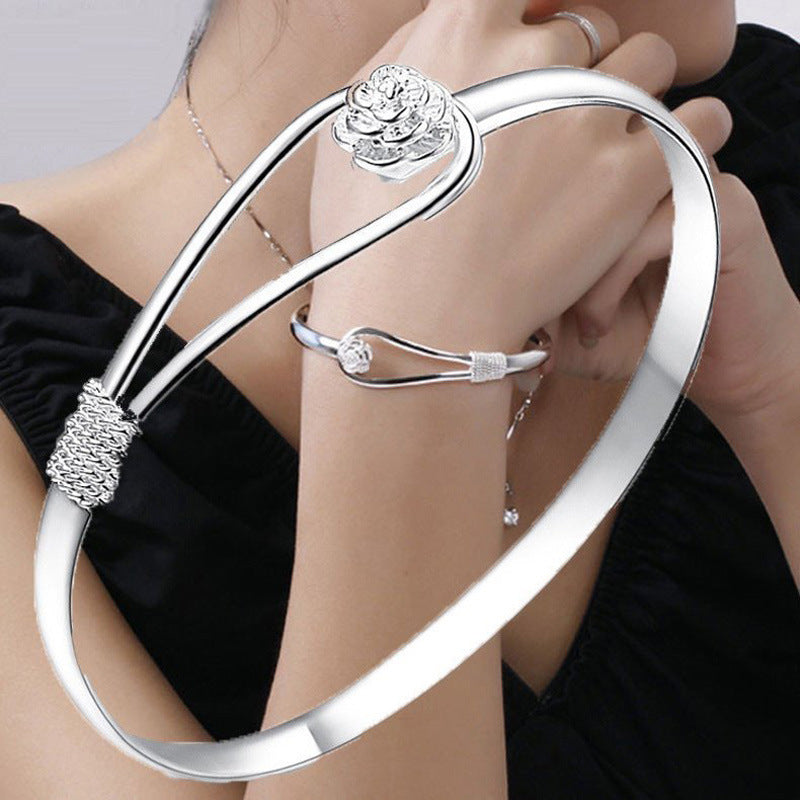 Romantic Rose Bracelet