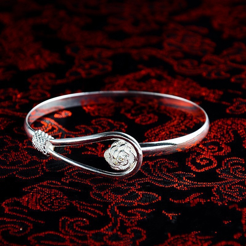 Romantic Rose Bracelet