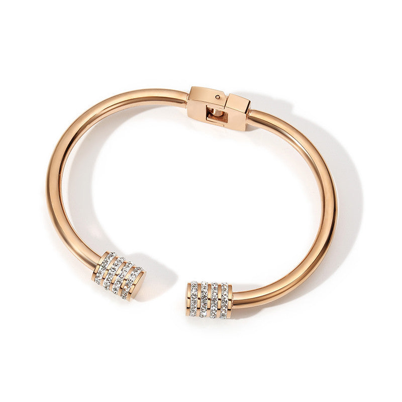 Pottera Cylindrical Bracelet